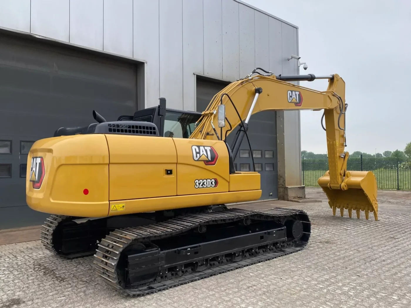 Caterpillar 323D3 - 5