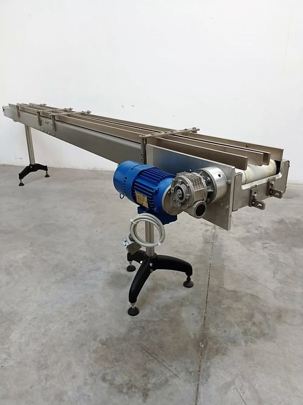 NASTRO TRASPORTATORE MOTORIZZATO – SEIPEE – MOD. IEC 34-1