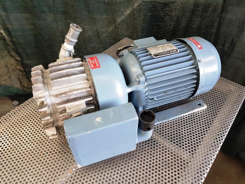 POMPA DA VUOTO – MC2 MOD. 80