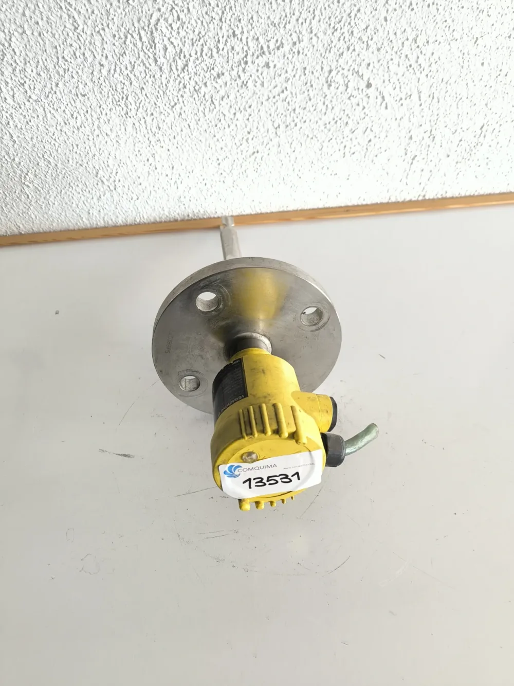 VIBRATING LEVEL SWITCH WITH EXTENSION TUBE FOR LIQUIDS VEGASWING 63 ATEX