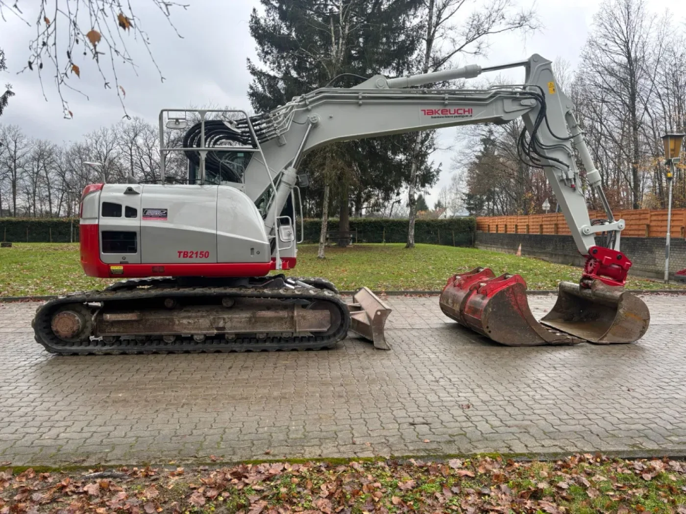 Takeuchi - TB 2150 R - 4