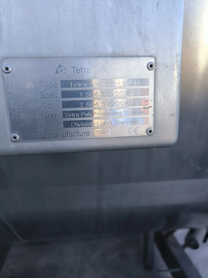 HORIZONTAL TANK STAINLESS STEEL 304 6000 LITERS WITH AGITATION