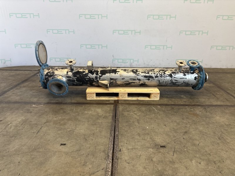 Apaco AG AW300-2000/20-98 (12 m²) - Shell and tube heat exchanger