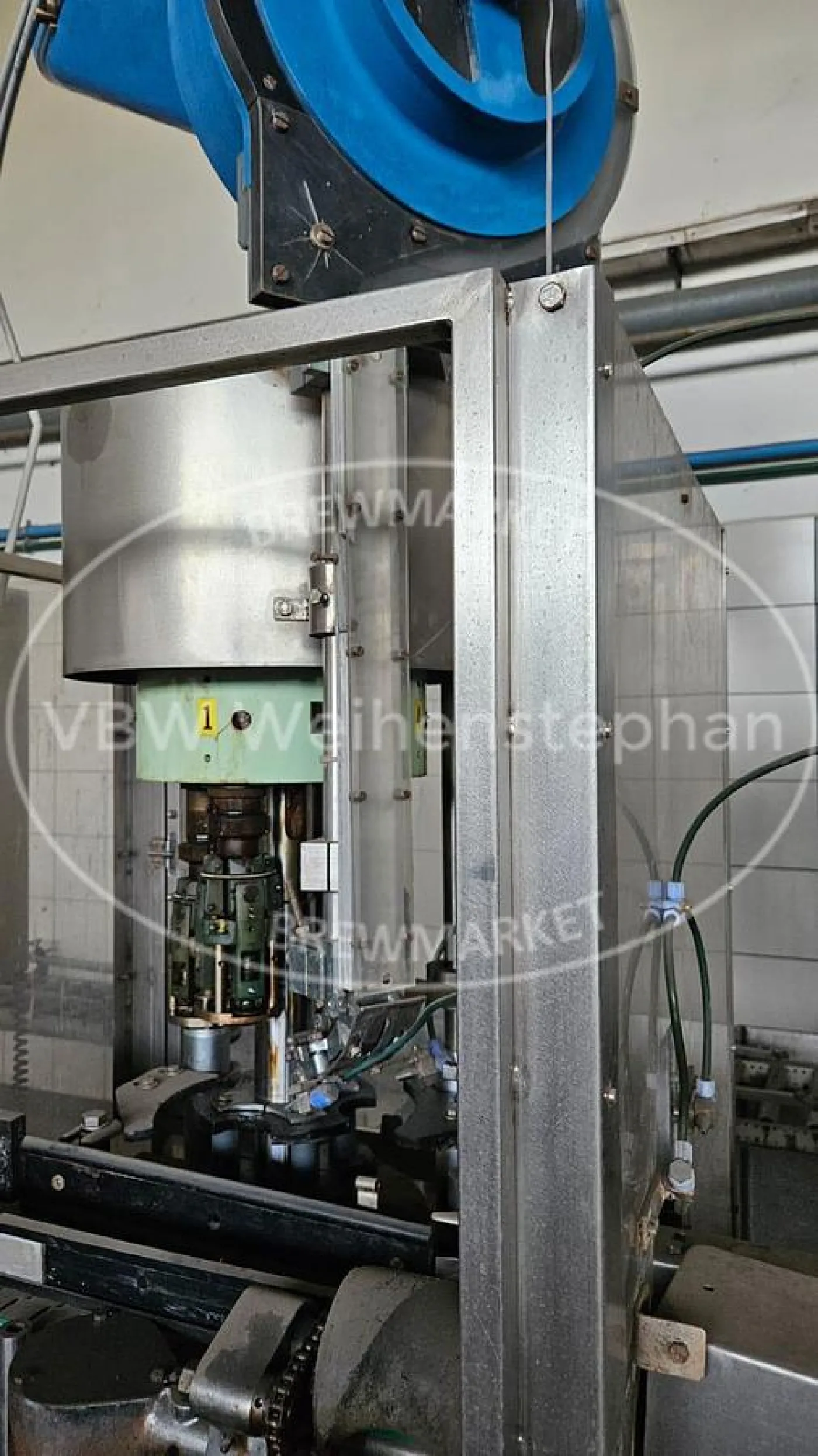 Screw capper - 2