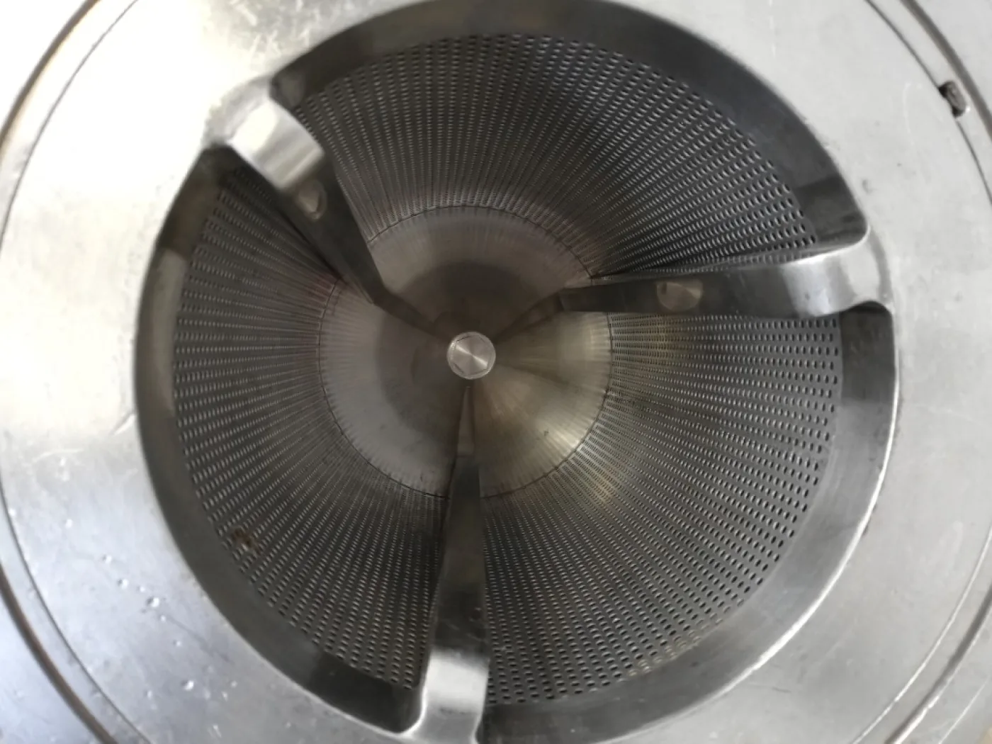 Botra R03-Z24 - Sieve granulator - 5