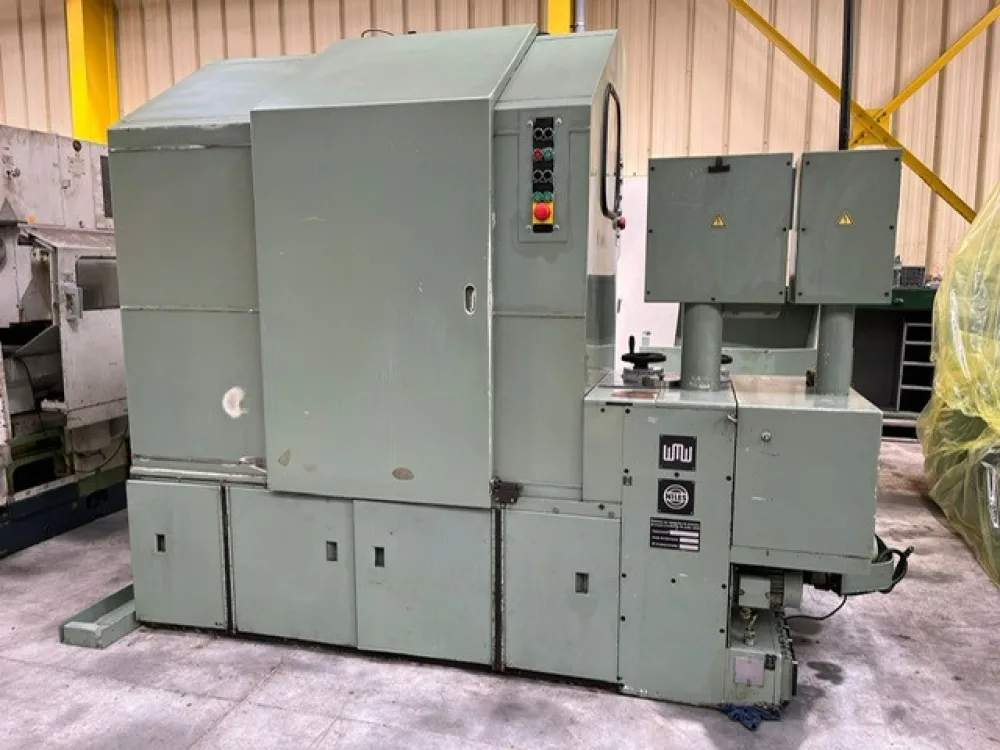 Gear Grinding Machine – NILES 630C