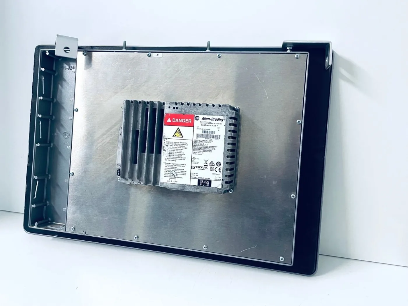 Allen- Bradley PanelView Plus 7 2711P-B15C22D9P 50652131 - 2