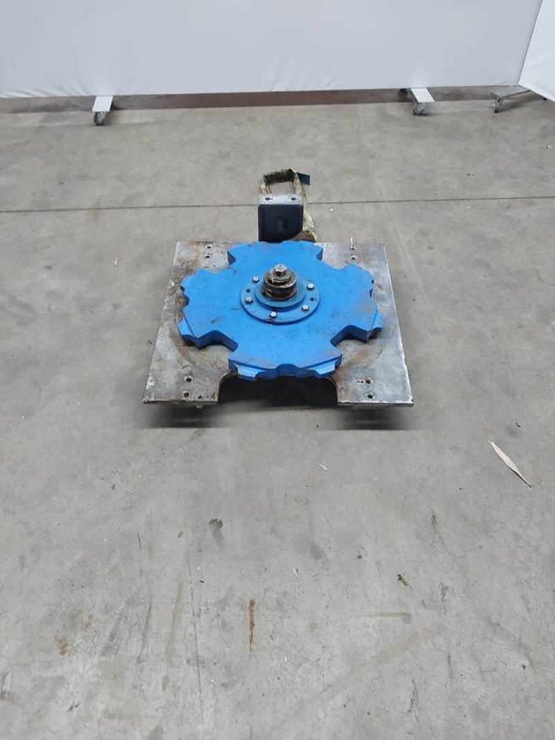 Tension wheel