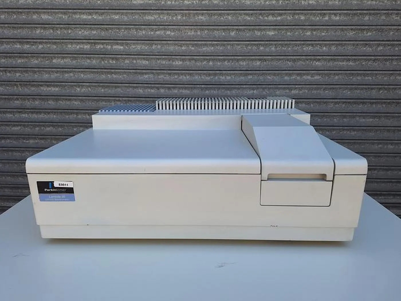 PerkinElmer Lambda 35 Spectrophotometer - 1