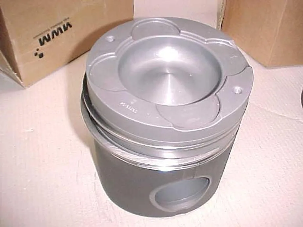 PISTONS DEUTZ TBD 620