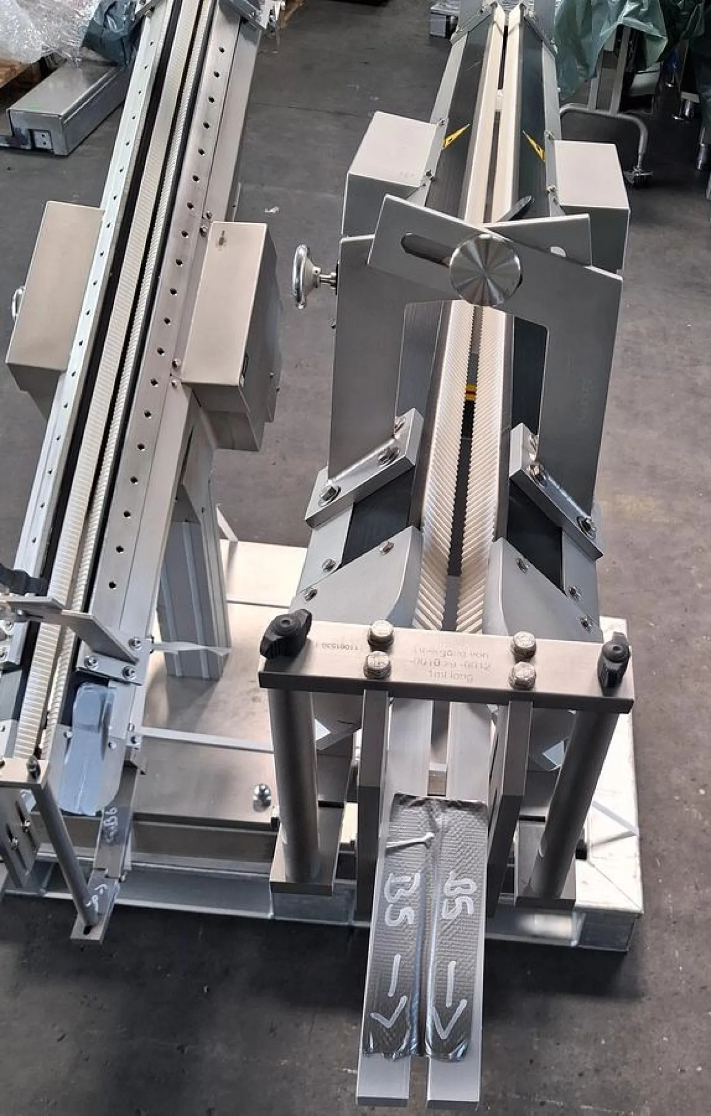 Inova Pharma Systems STS 2000 Edelstahl Zuführ- und Transportsystem - 3