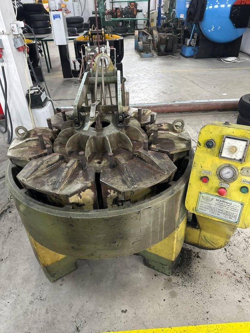 Tyre Retreading PCR & TBR Presses Full Plant