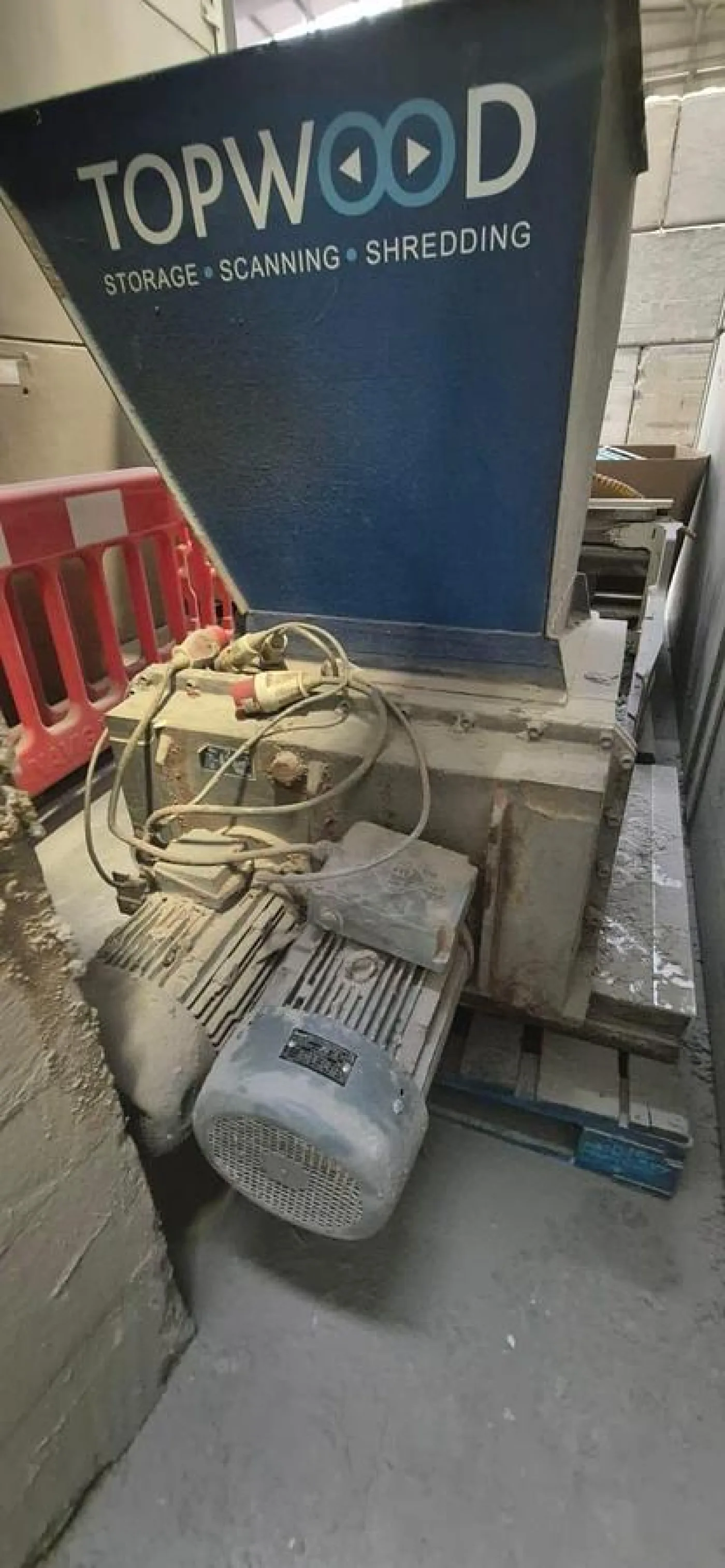 2006 Untha RS 30 Four Shaft Quad Shredder - 7