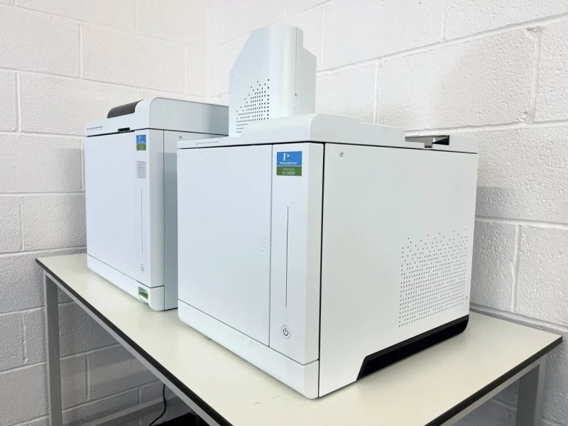 Perkin Elmer GC 2400 System