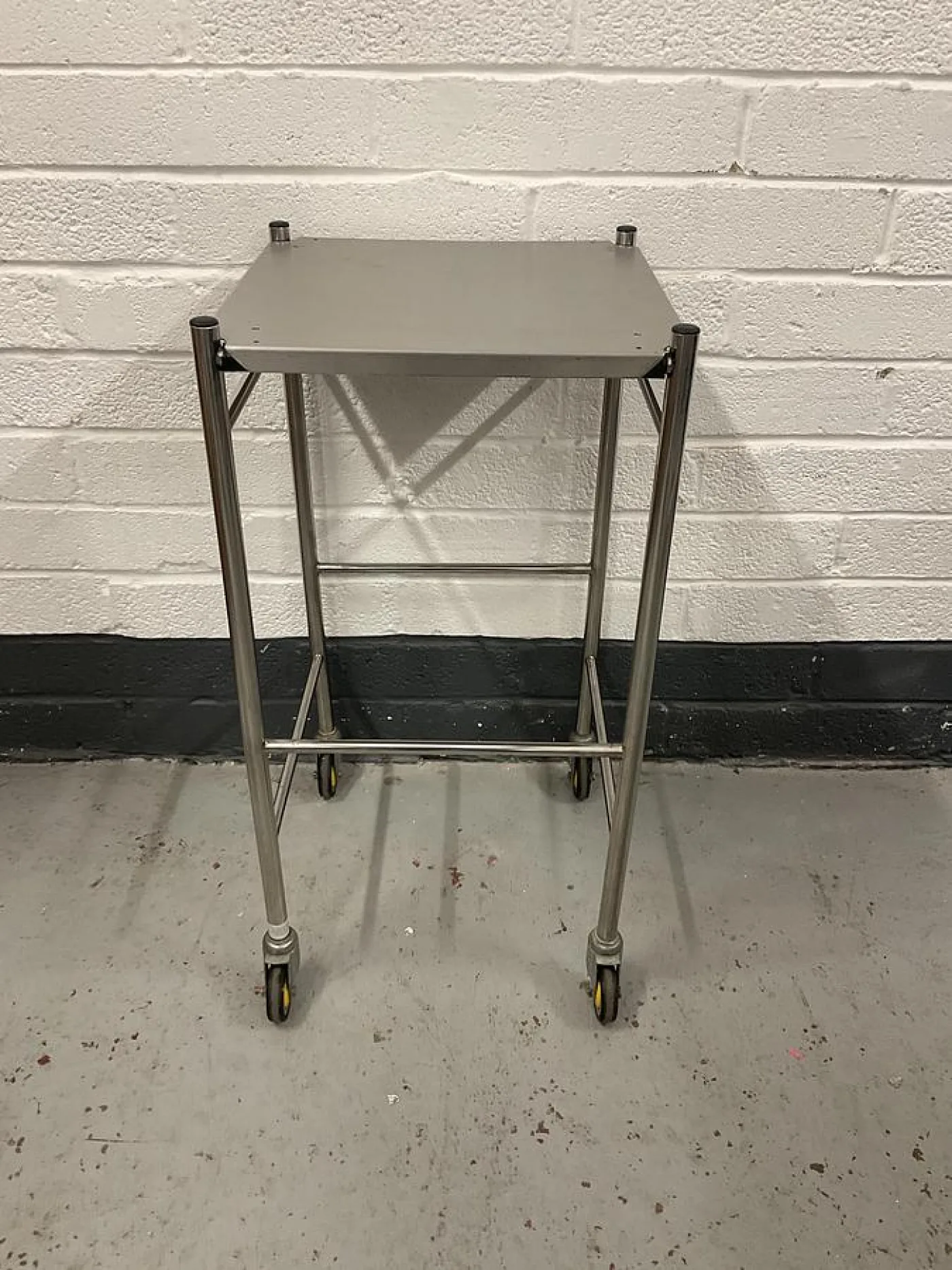 Bristol Maid 450 x 450mm - 1