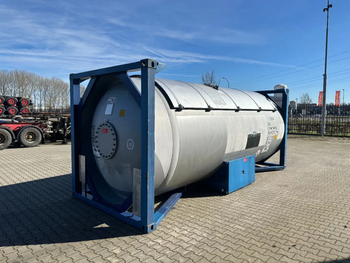 20FT ISO T50 Gastank / T50 / 25.000L / MAWP: 15,1 bar / 5Y- + CSC-inspection valid till 04-2028 - 4