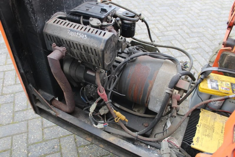 JLG M 3369