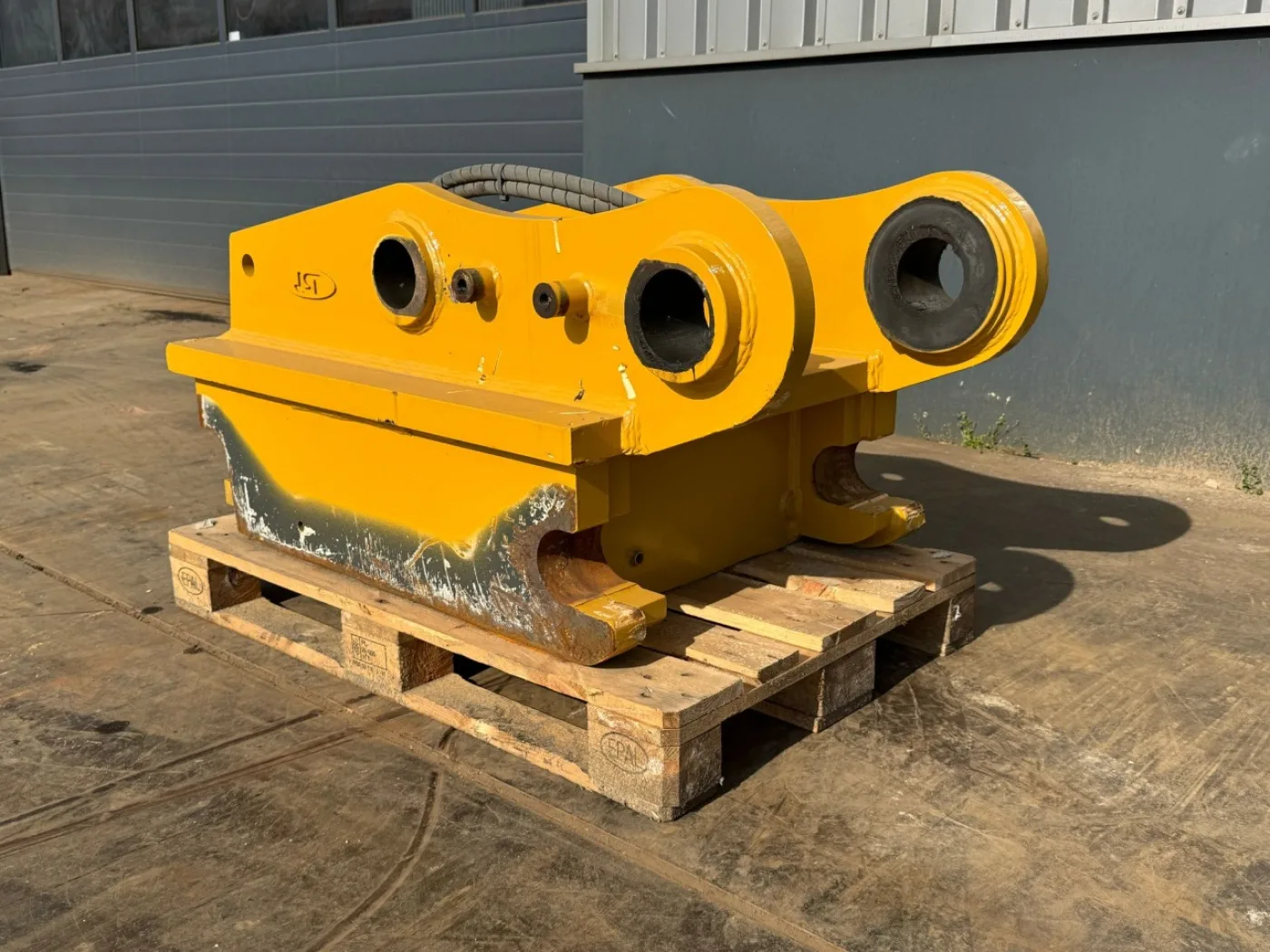 Quick Coupler Caterpillar 352 S90 - 1