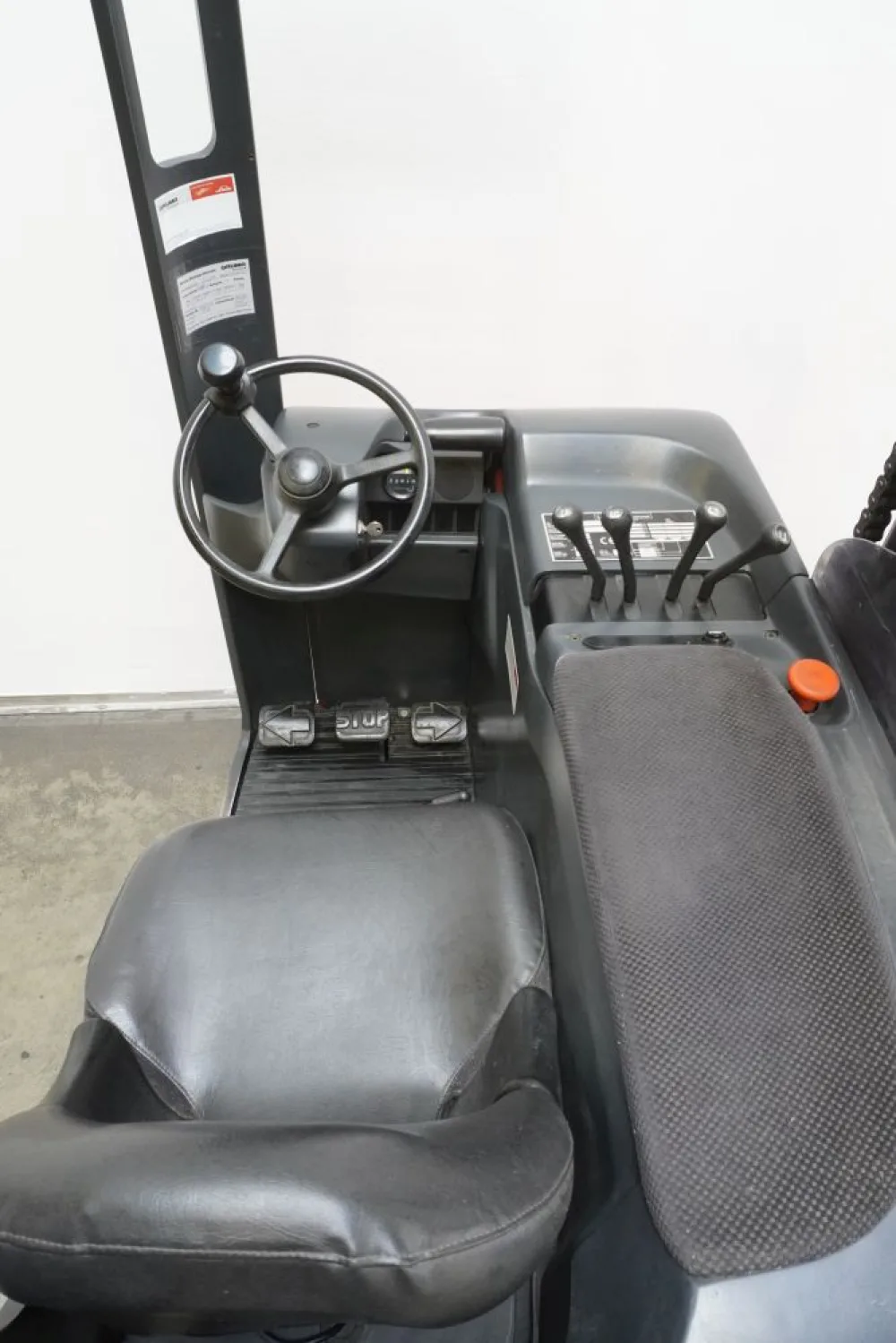 Schubmaststapler Linde R 16 113 (1996)