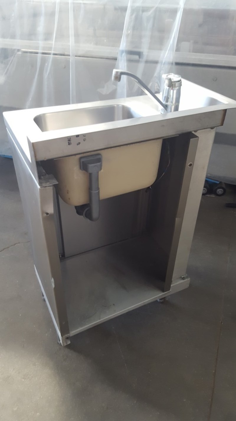 LAVELLO DA LABORATORIO – STRUTTURA IN ACCIAIO INOX