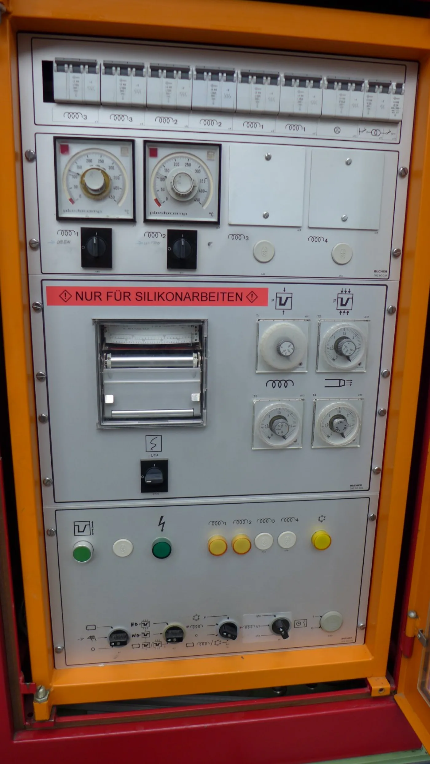 Bucher KHL 50 - Laboratory press - 4