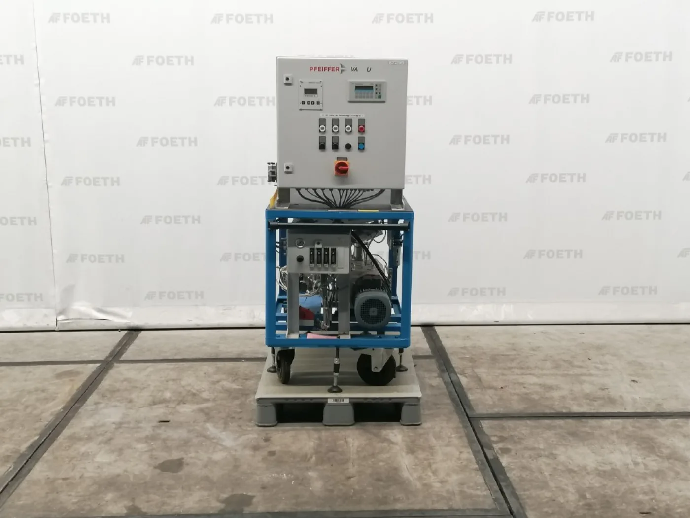 Pfeiffer RevoDry 50 SM/ TRH-261 (incl booster) - Vacuum pump - 1