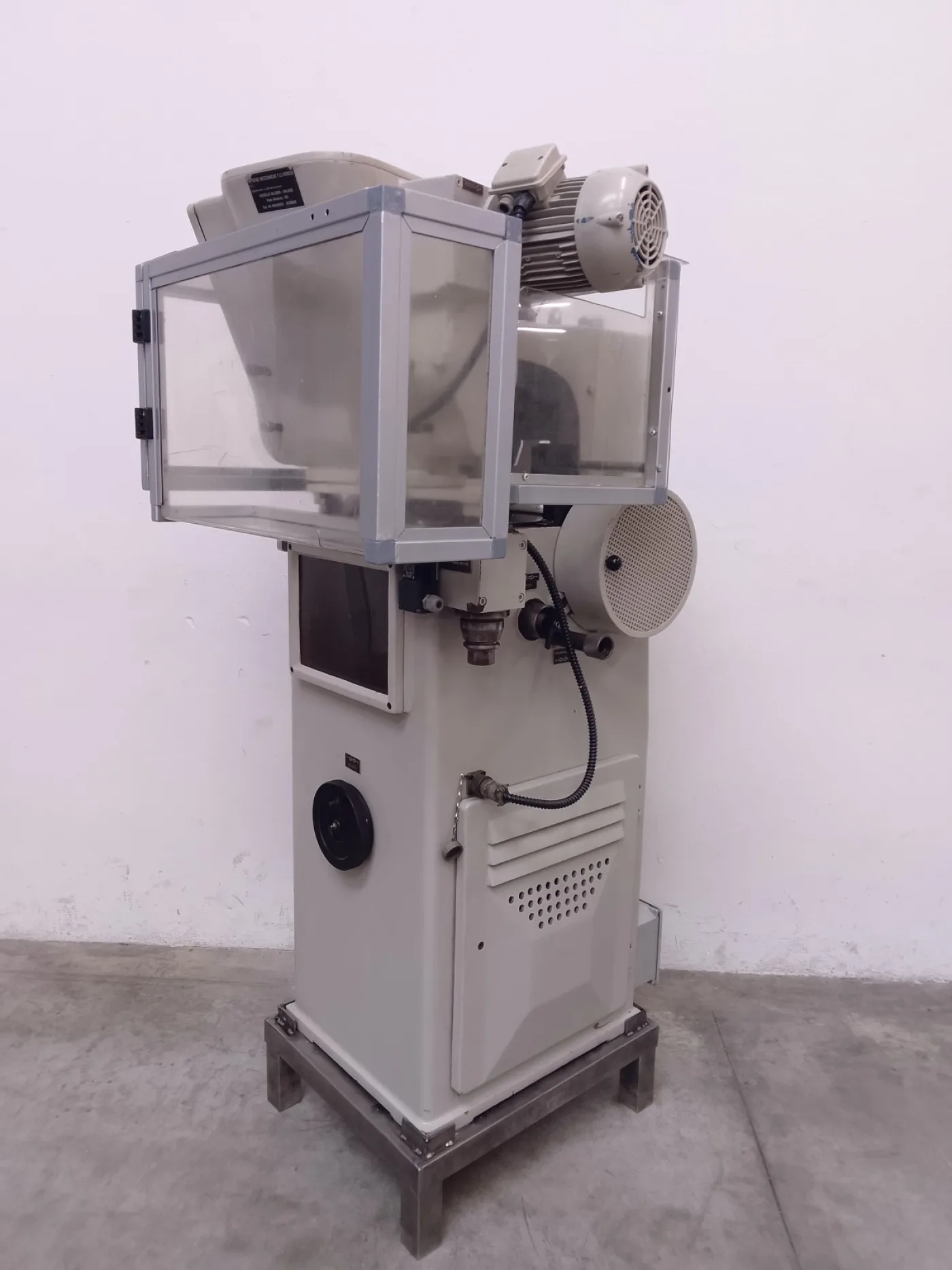 COMPRIMITRICE ROTATIVA – RONCHI – MOD. AM13/8S - 4