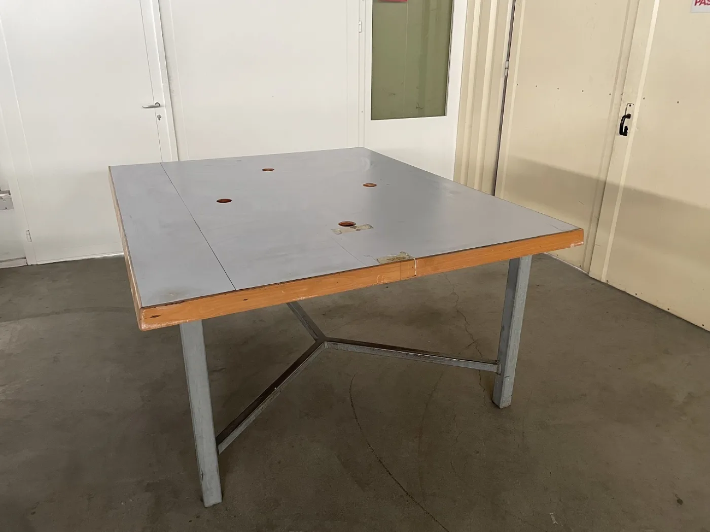 ETABLI DE TRAVAIL “” - 2