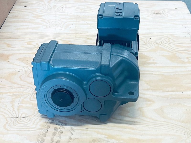SEW-EURODRIVE Getriebemotor FH47/GDRS71S6BE05HR/ISU/TF