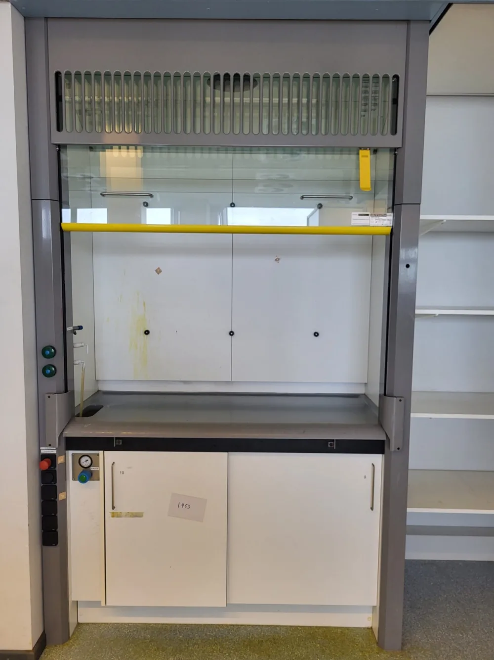 1953 - Used S+B Fumehood (150cm)