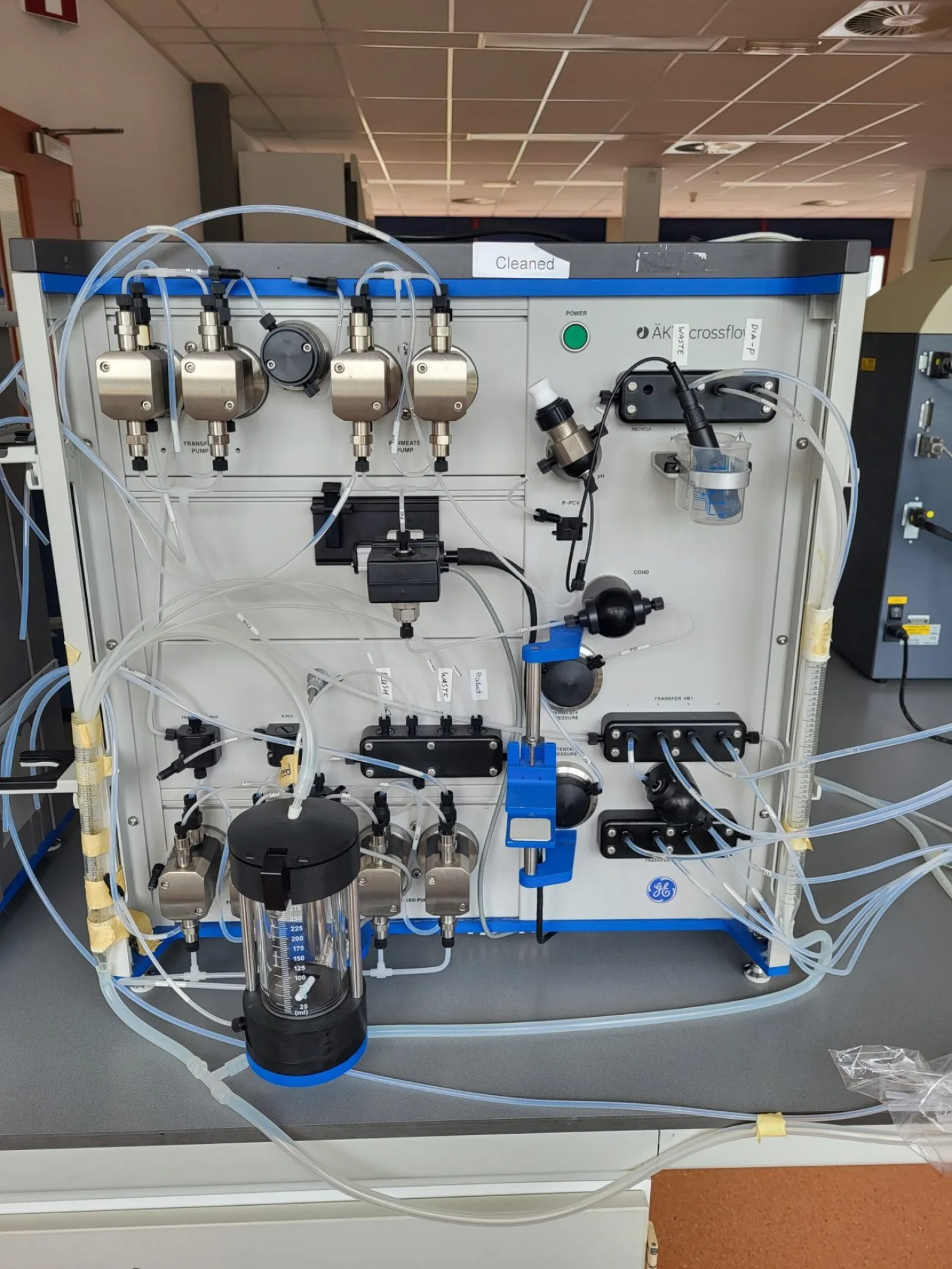 Two used ÄKTAcrossflow TFF systems - 1