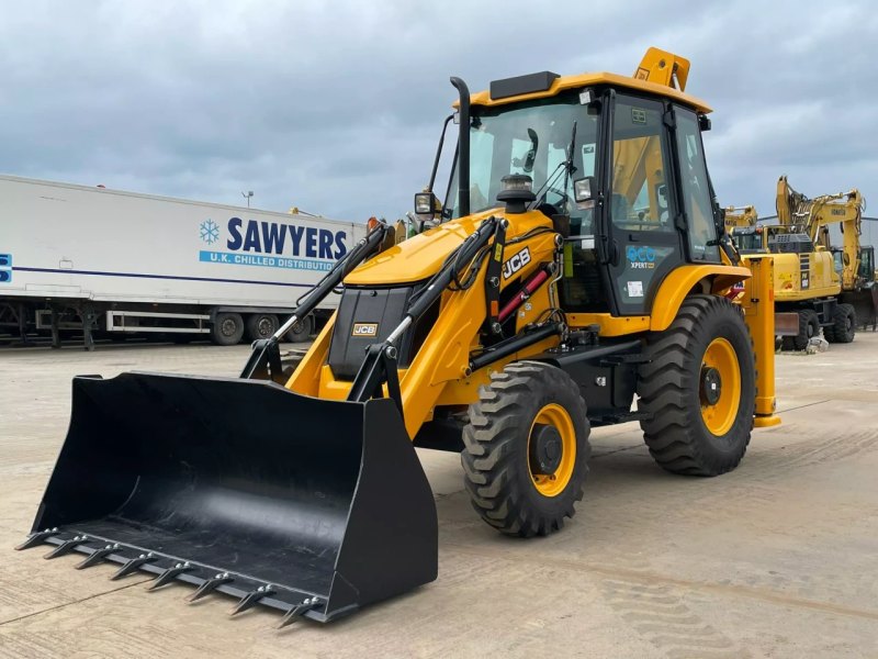 JCB 3DX 4×4 A/C Hammerlines