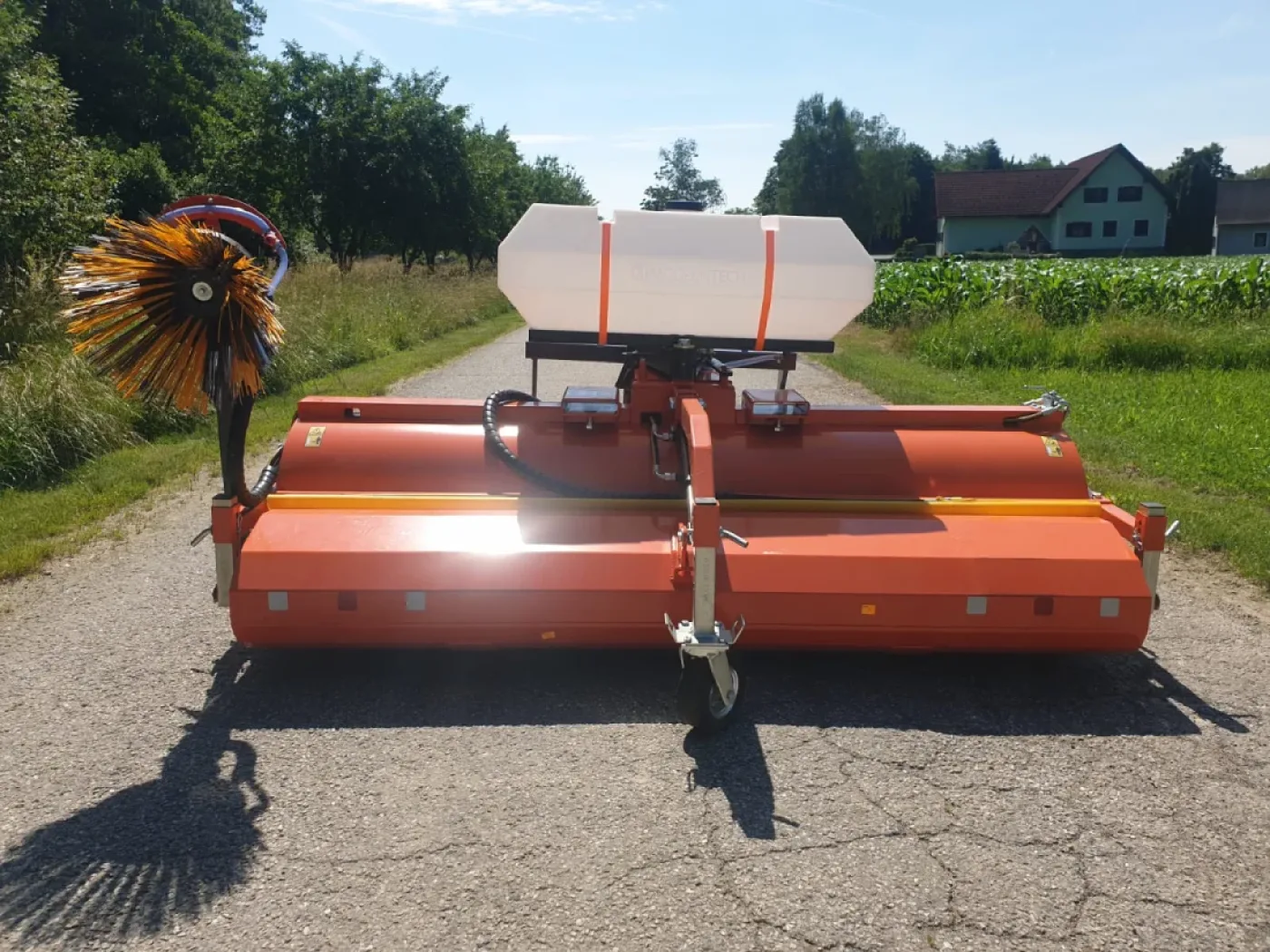 Kehrmaschine KEH 2,4 m mit JCB Q-FIT - 2