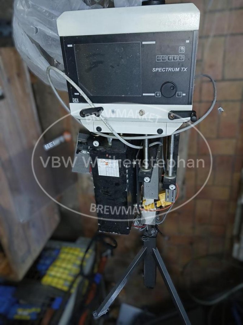 Label and fill level control