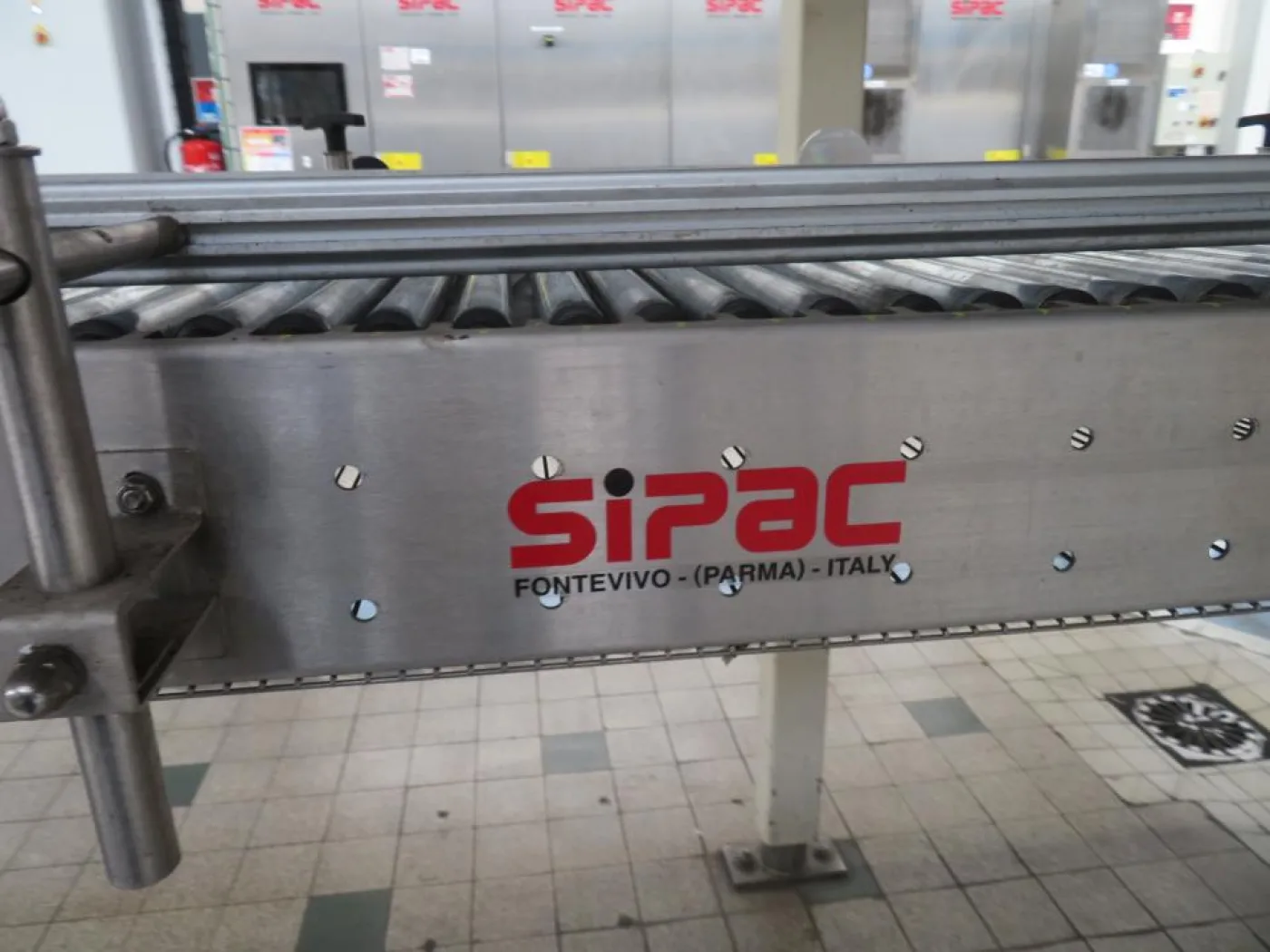 Sipac Sipac Rouleau And Plastic Chain Convoyeur- Line 4 - 8