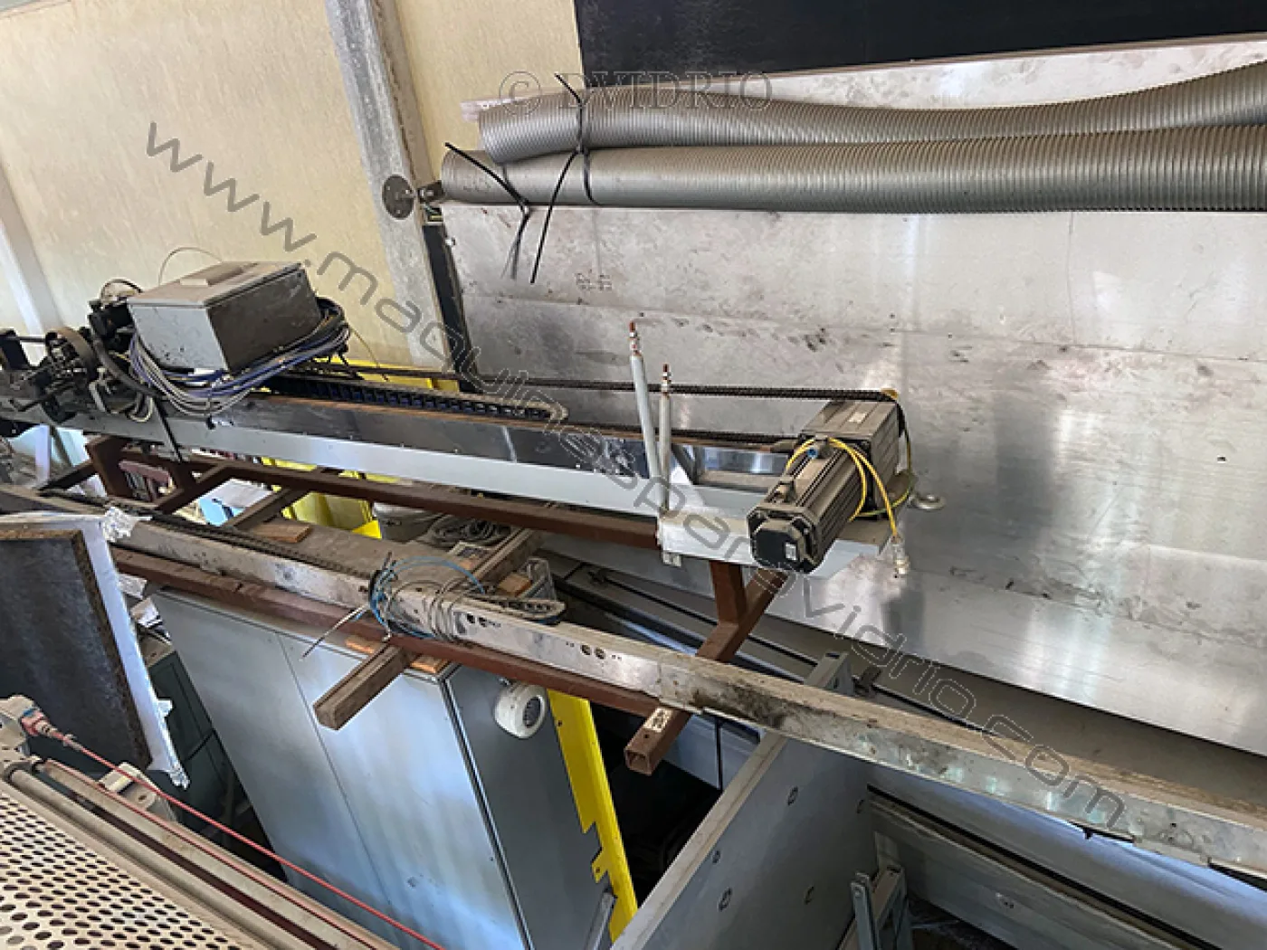 SELLADOR AUTOMÁTICO PARA LINEAS DVH LISEC - 6