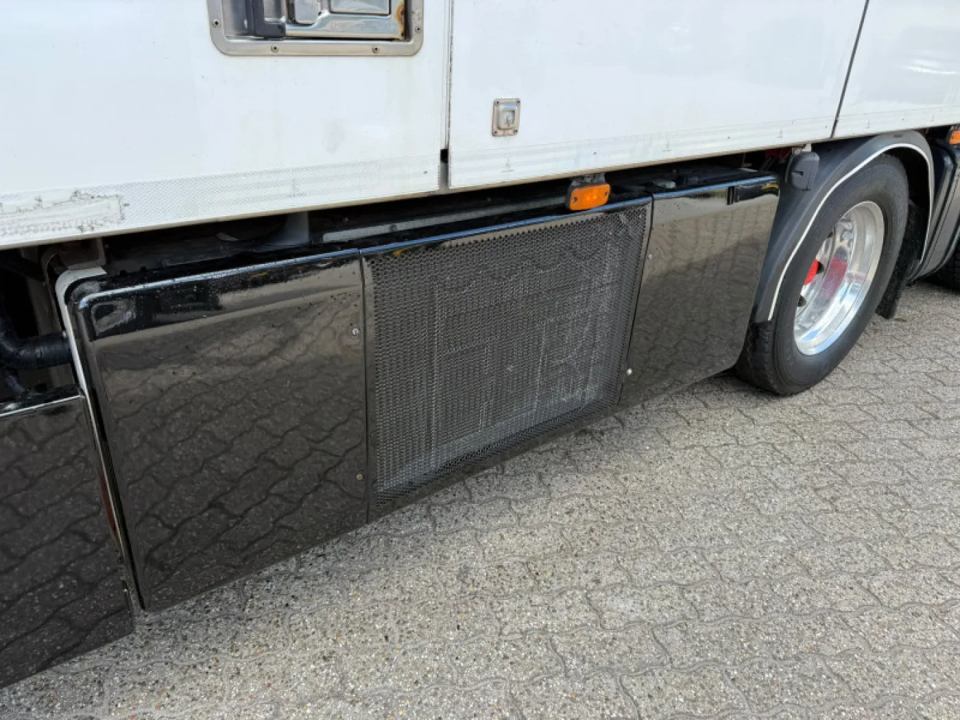 Heiwo Thermo King UT1200 D+E 8.2 Side Doors! Alcoa APK/TUV01-2027 - 8