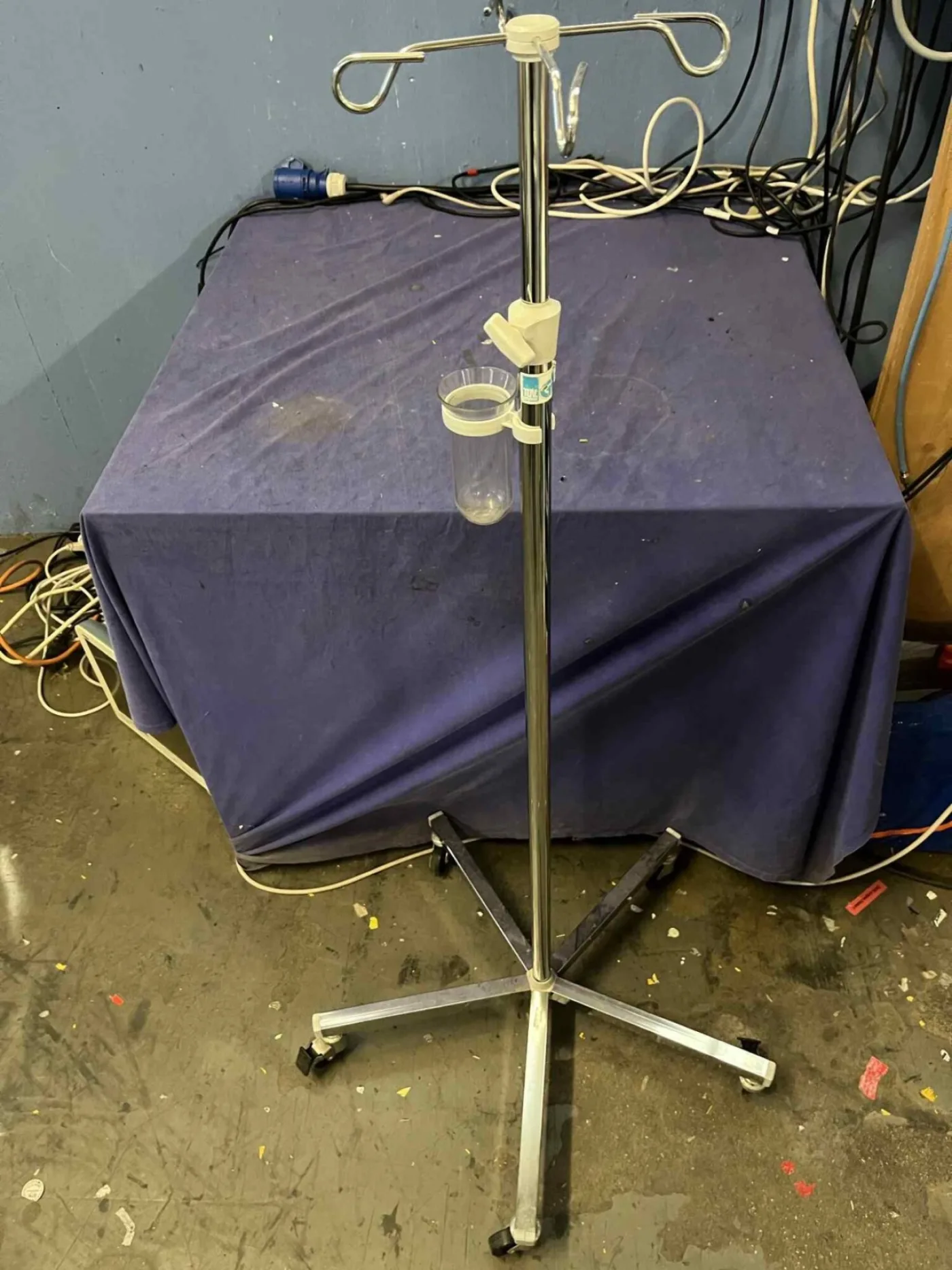 Infusionsständer / Infusion stand (Gebraucht, sehr gut) - 5