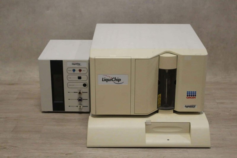 Luminex 100 Flow Cytometry Systeem