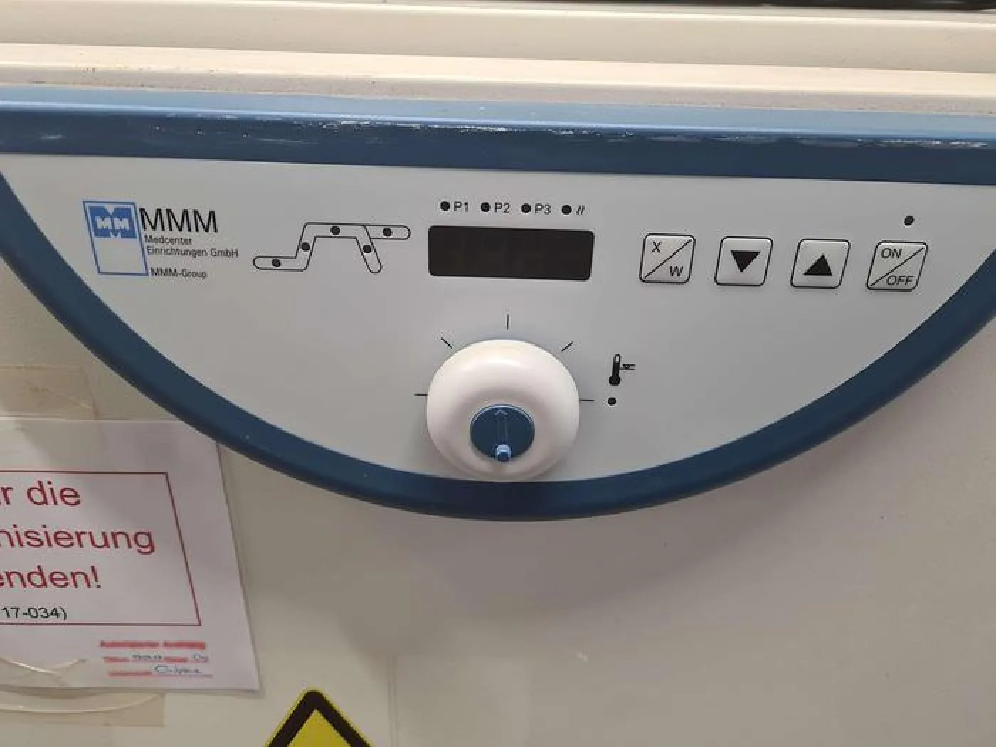 MMM Stericell Hot Air Sterilizer - 3