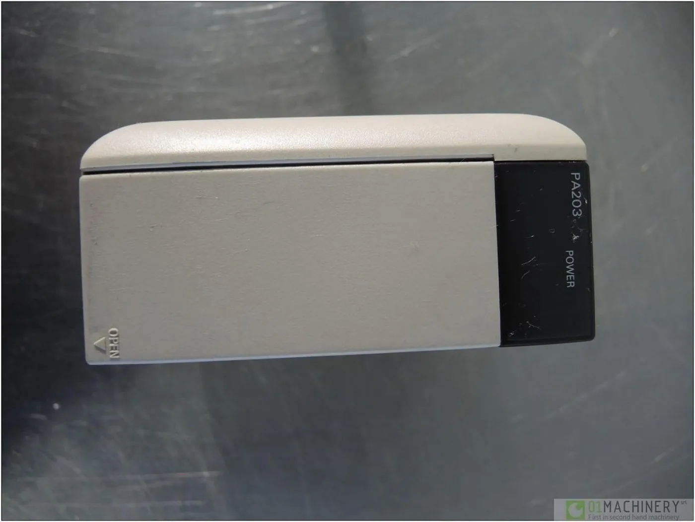 1998 OMRON CQM1-PA203 AI1572 - 2