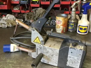 TECNA C.P.57 Handheld Spot Welder - WNS - W. Neal Services Ltd