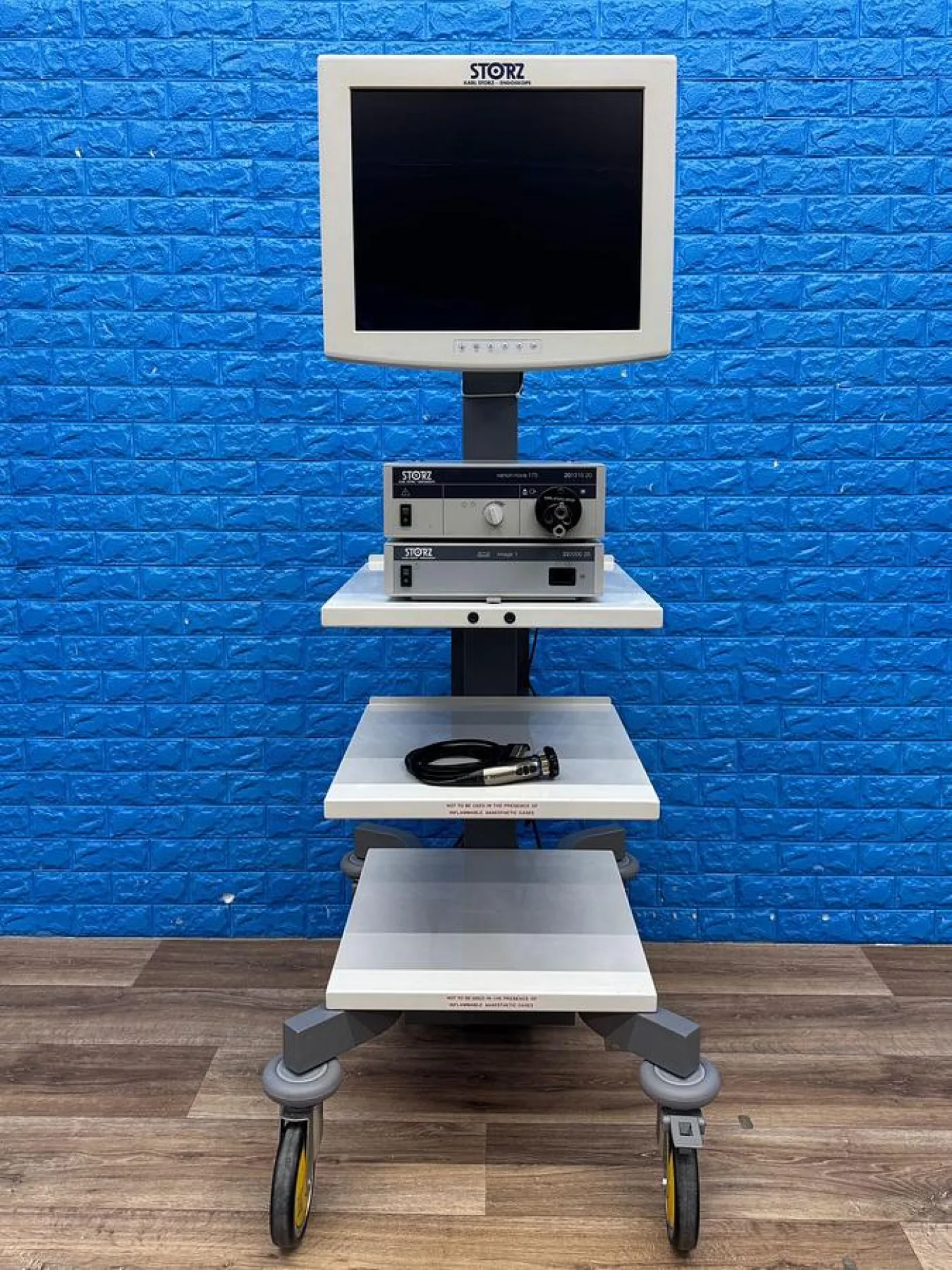 Karl Storz Image 1 Hub with S3 Camera head Laparoscopy Tower - 1
