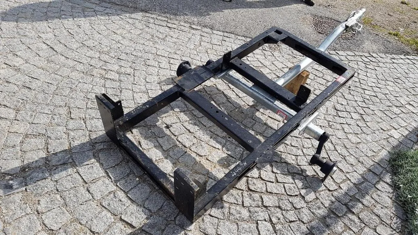 Knott 1-Achs Anhänger Chassis - 1