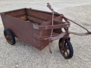 East Dereham Foundry Ltd Vintage Water Cart