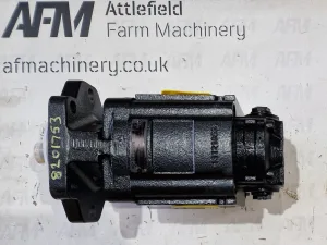 McConnel Tandem Pump 6565T - 8201753