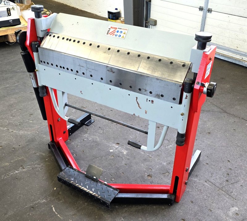 Händische Schwenkbiegemaschine HOLZMANN AKM 1020 PS