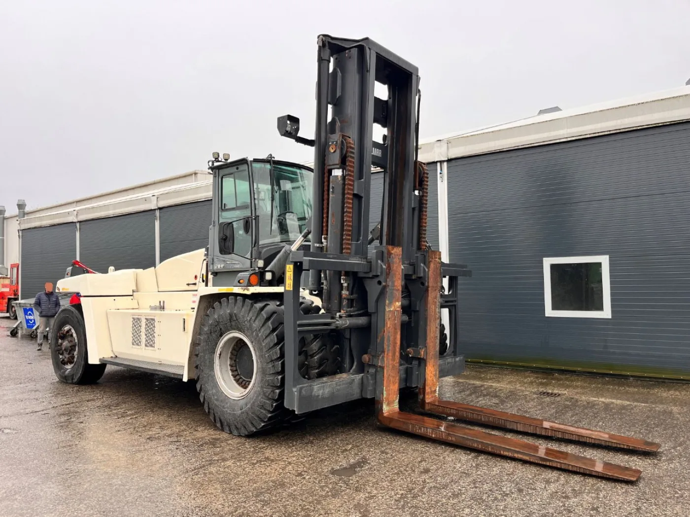 Kalmar DCG330-12LB - 4