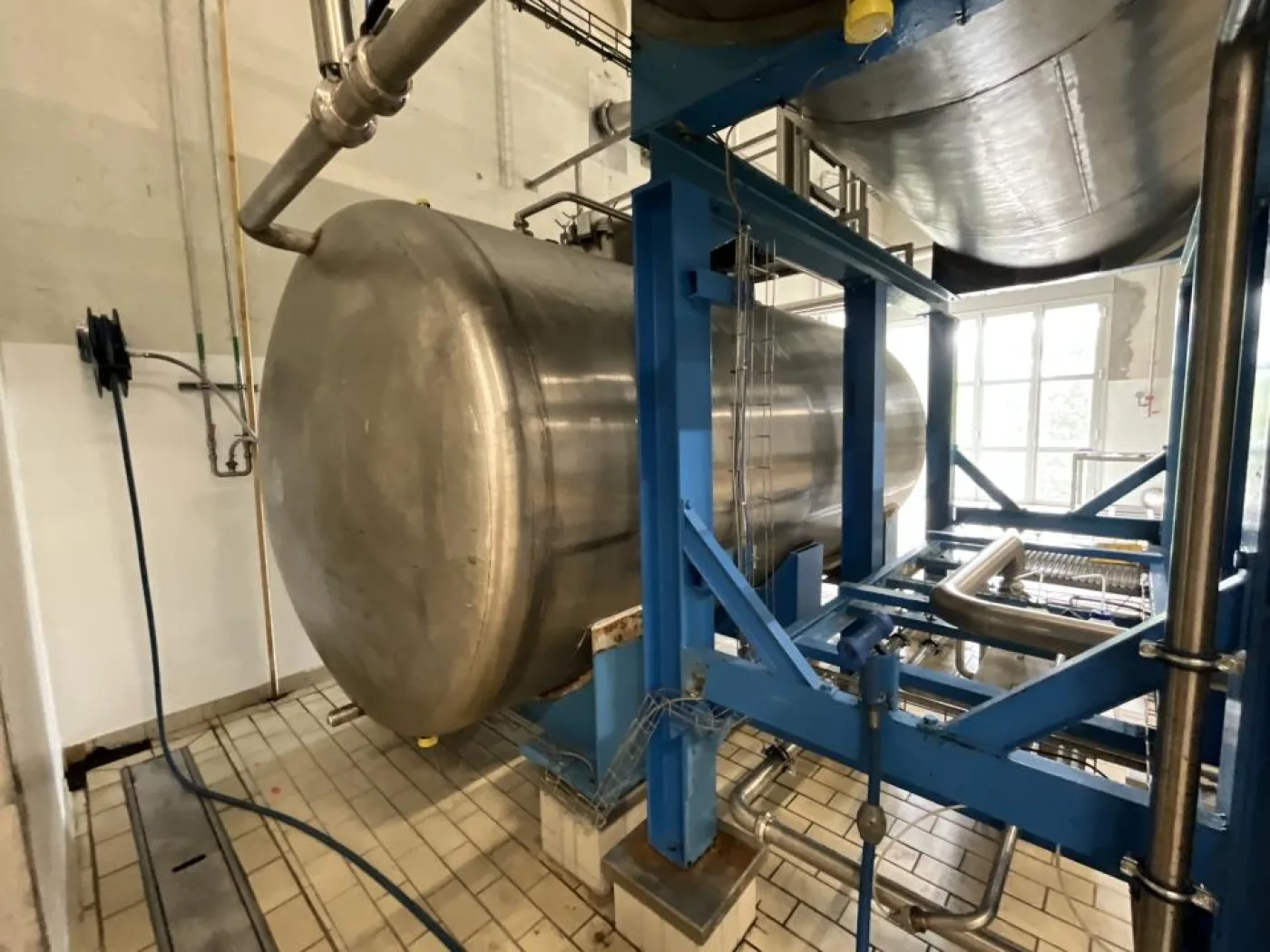 Unknown 10000 Litre Stainless Steel Horizontal Syrup Storage Tank - S - 6