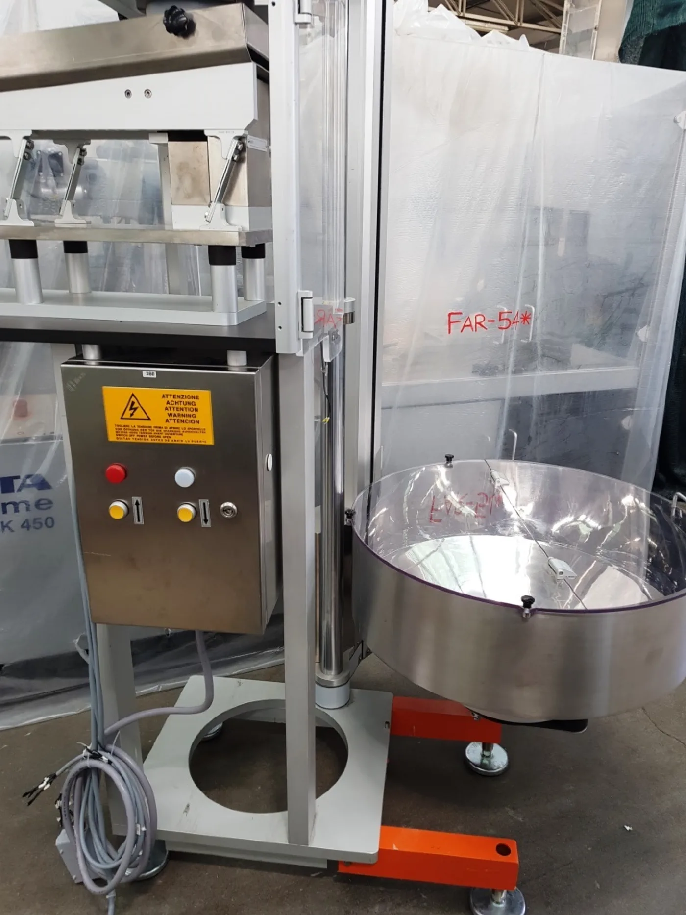ELEVATORE ALIMENTATORE PER CAPSULE COMPRESSE – CAM - 4